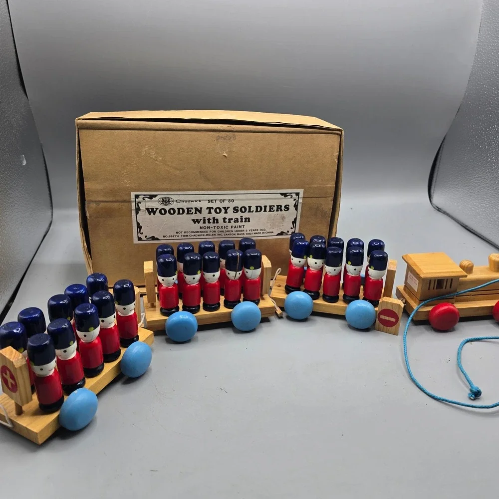 Vintage 1986 Chadwick Wooden Toy Soldiers with Train Set of 30 Figures 96774